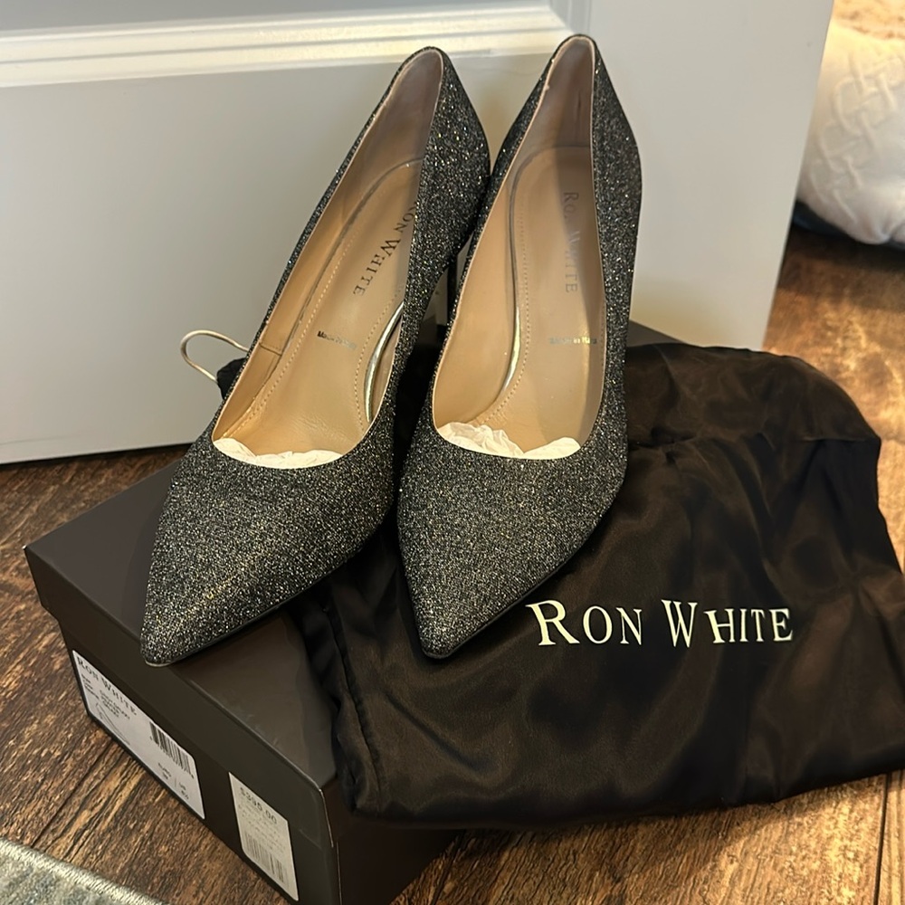 Ron White Dress Heels - worn once! Size 39 (8.5)